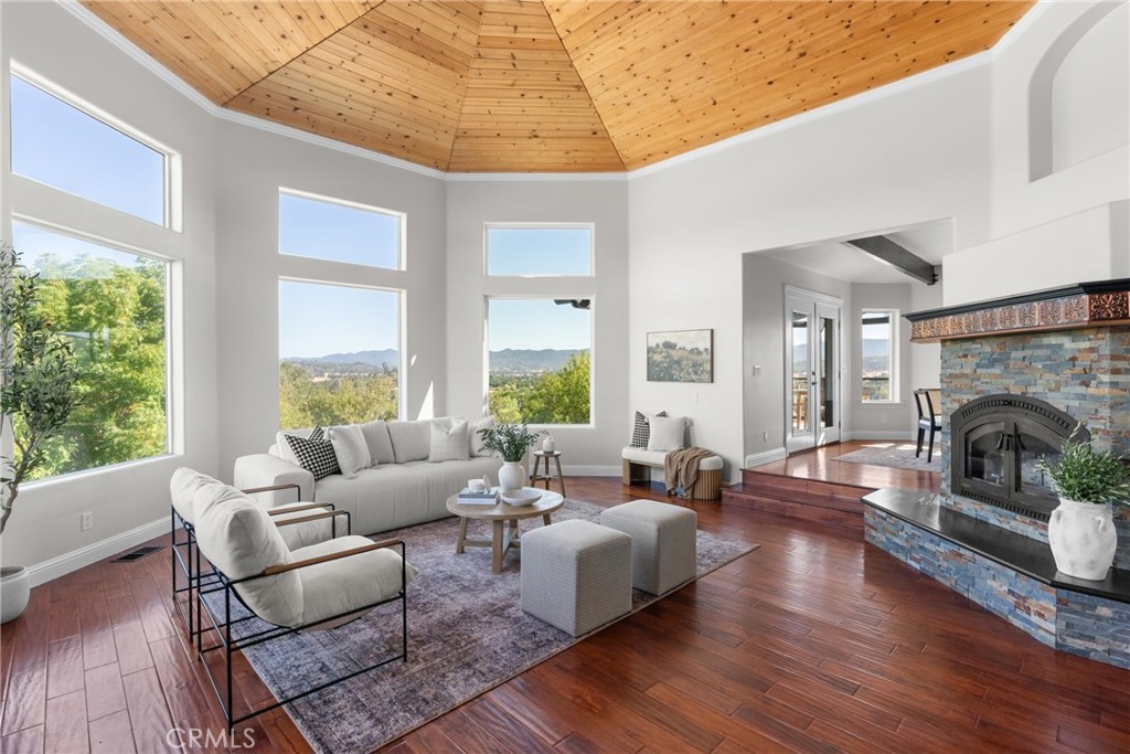 14790 Round Mountain