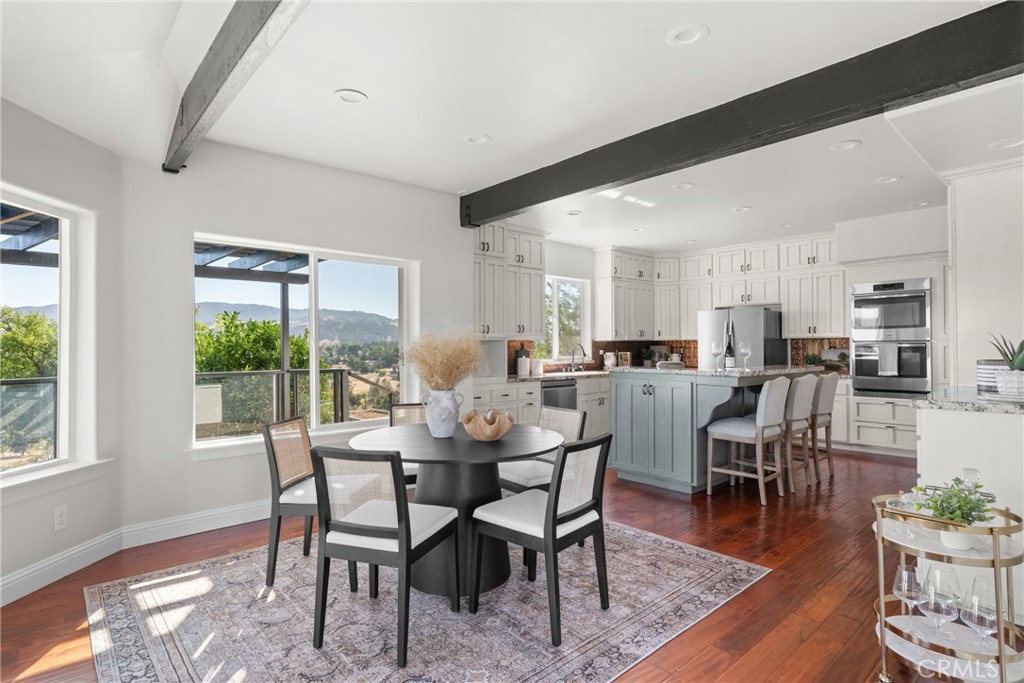 14790 Round Mountain