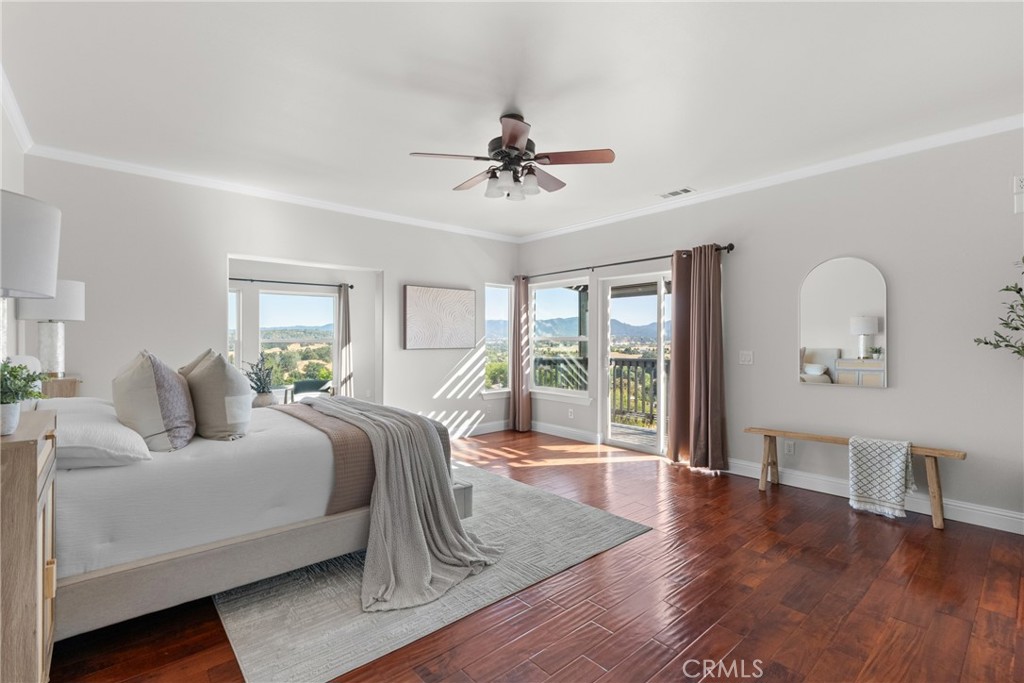 14790 Round Mountain