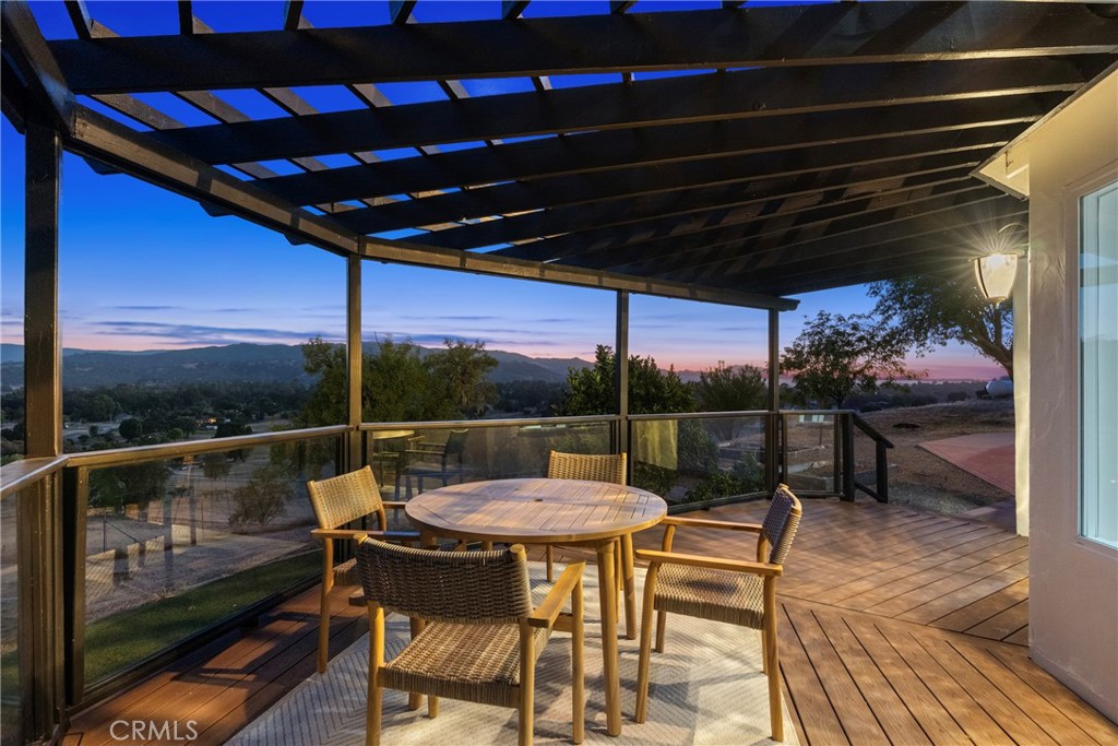 14790 Round Mountain