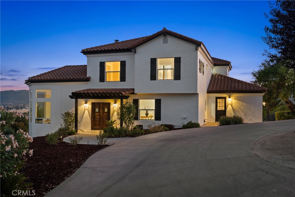 14790 Round Mountain