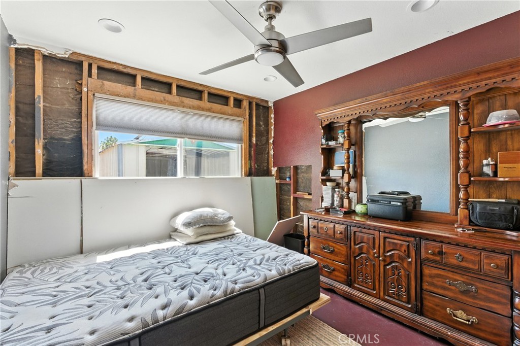 1408 W Walnut Avenue