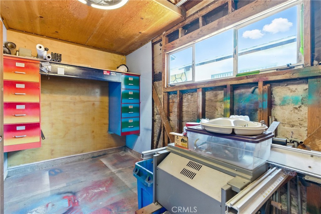 1408 W Walnut Avenue