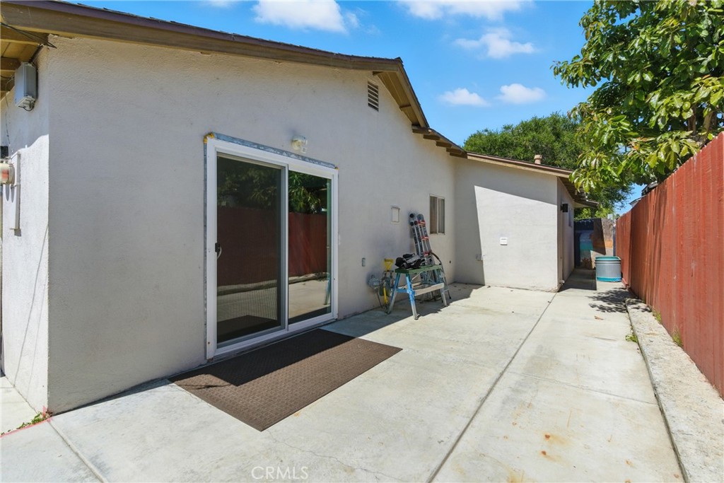 1408 W Walnut Avenue