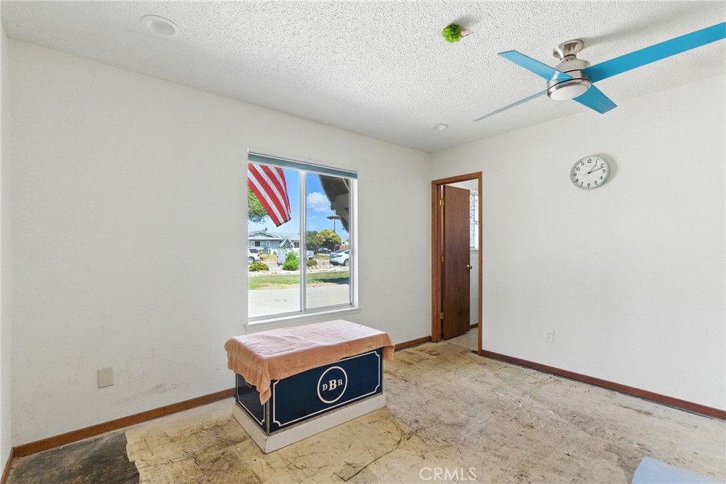 1408 W Walnut Avenue