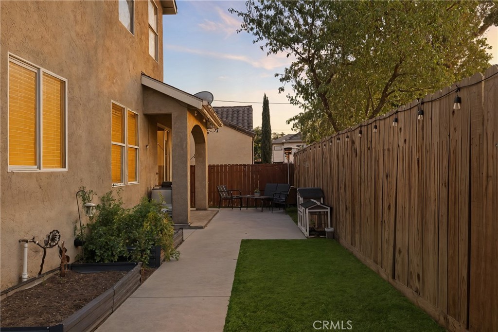 1915 Pine Street