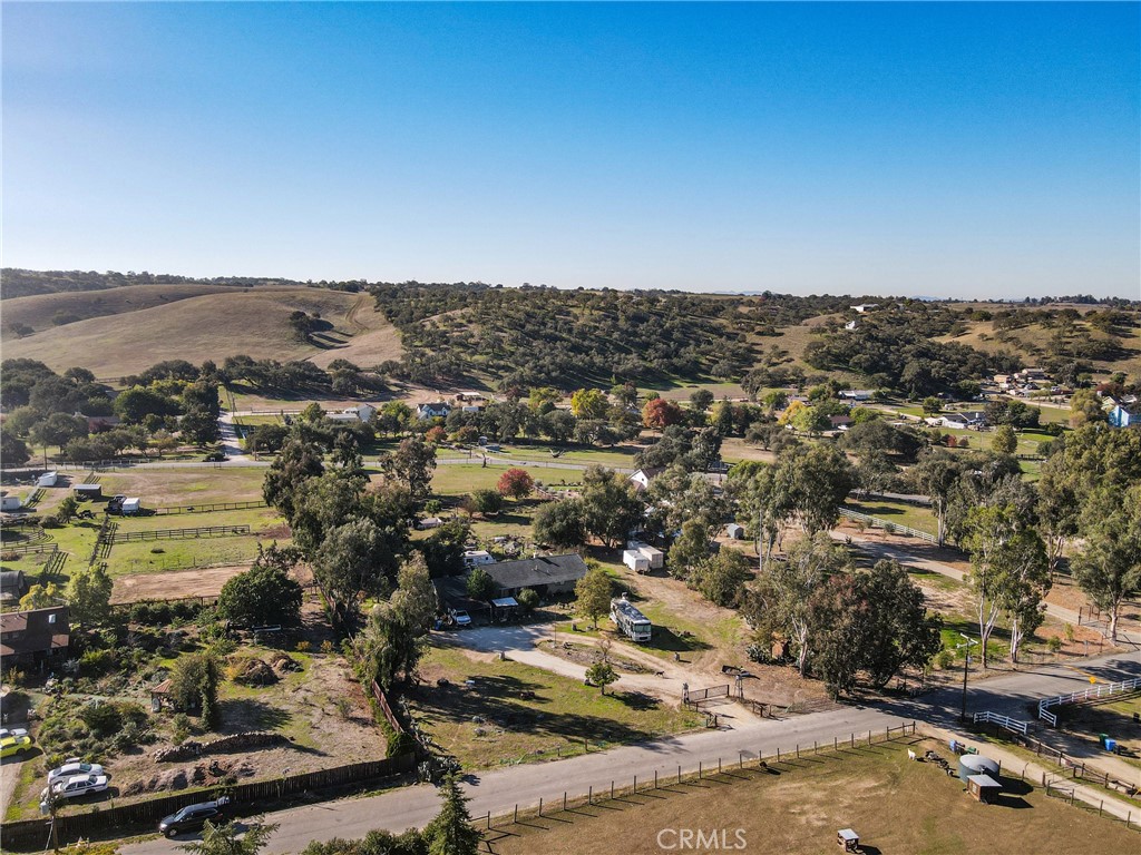 5920 Lone Pine Place