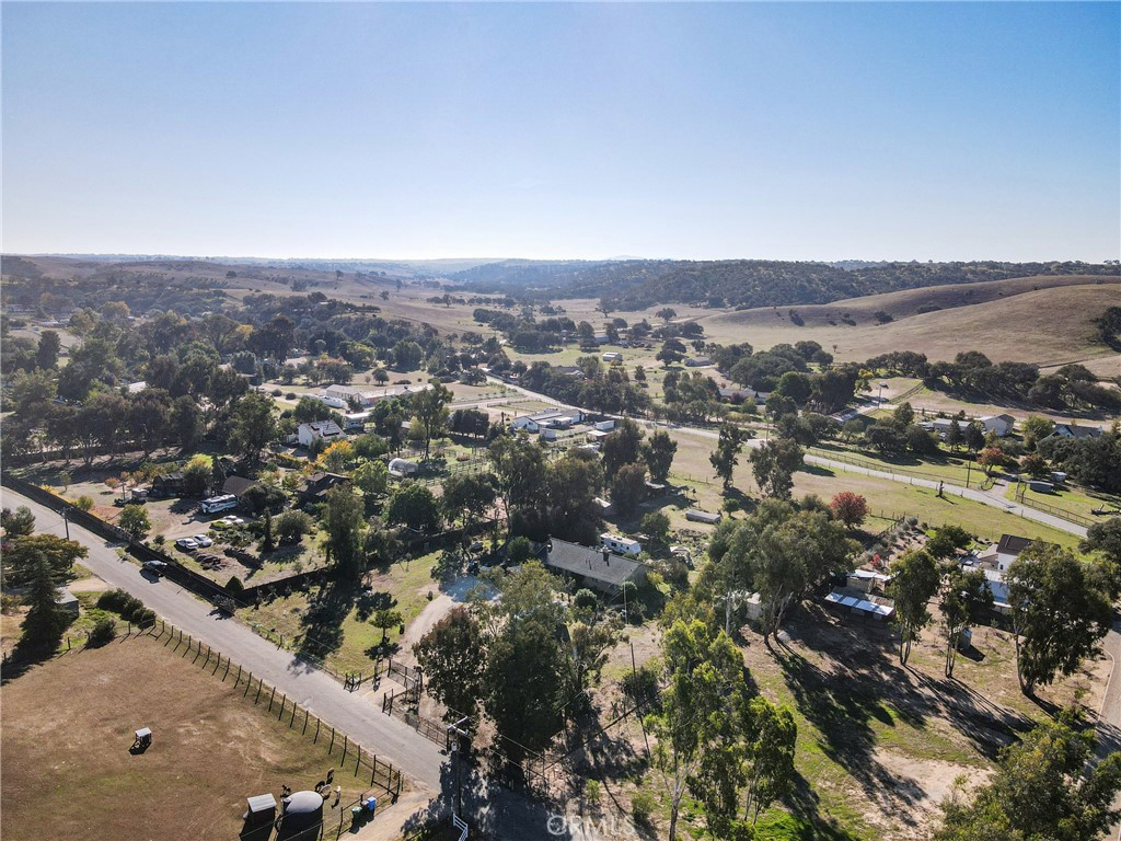 5920 Lone Pine Place