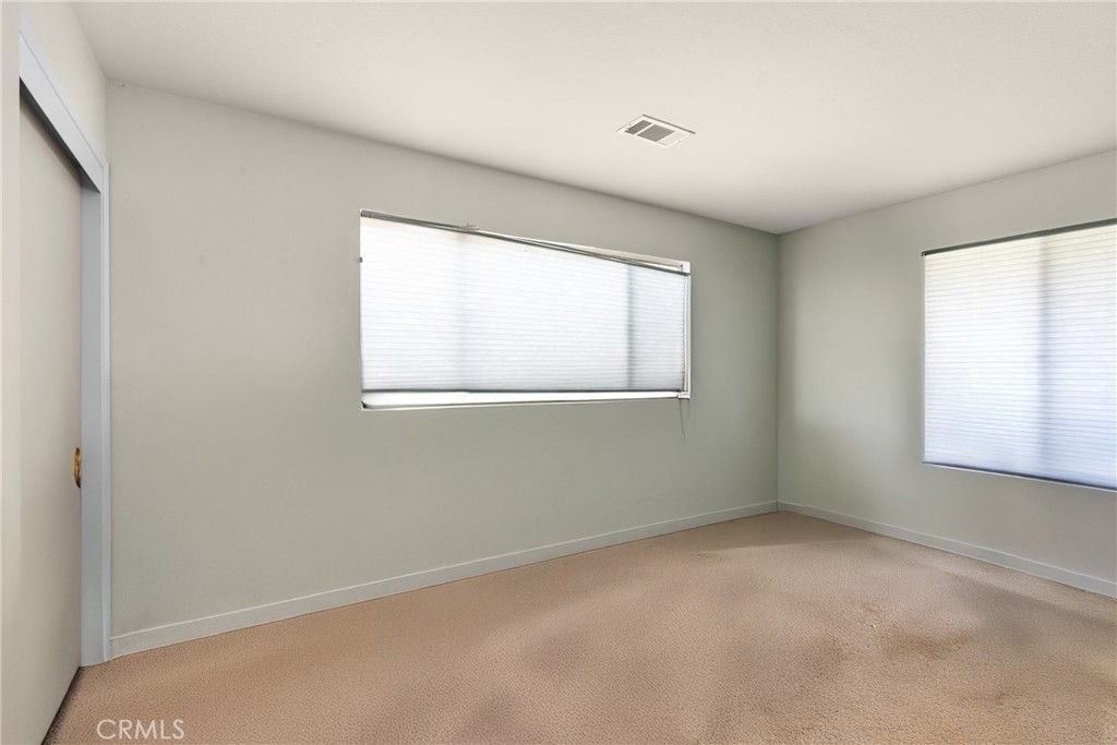 5920 Lone Pine Place