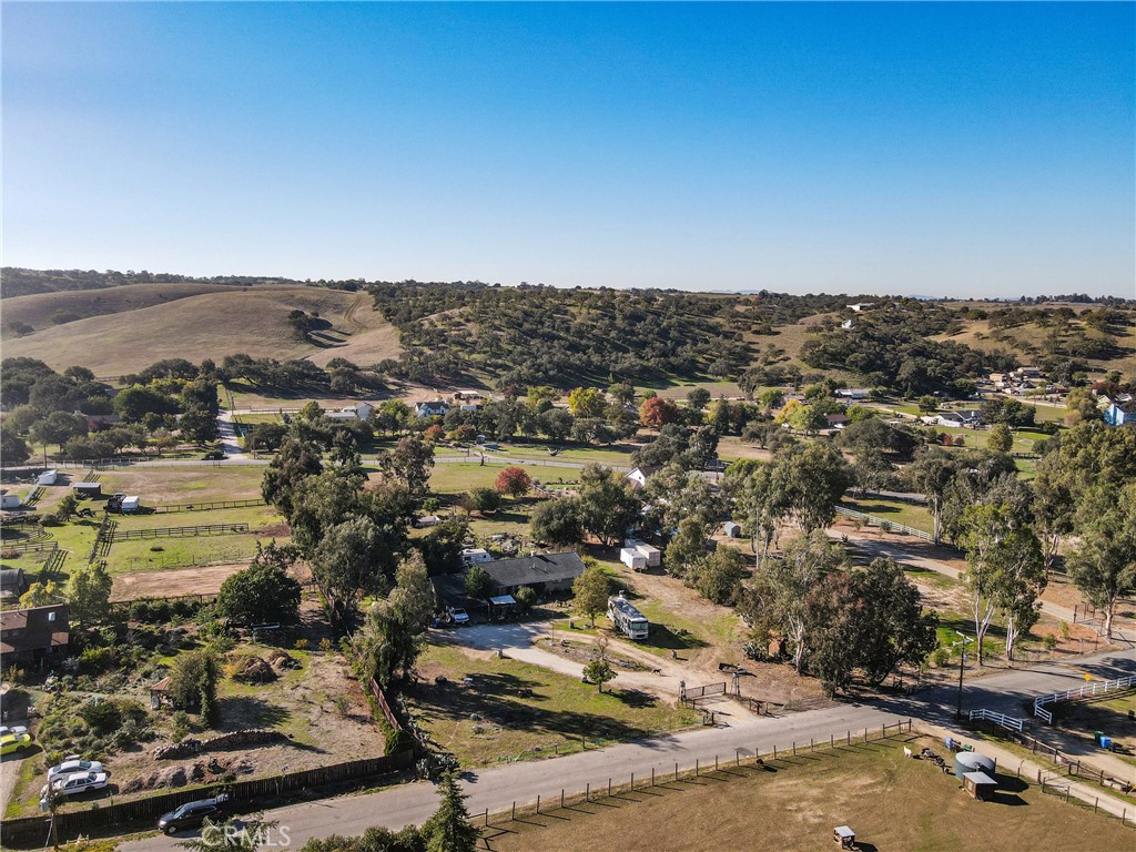 5920 Lone Pine Place