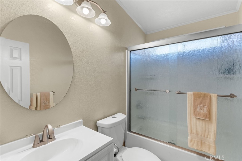 2148 Avenida Redondo