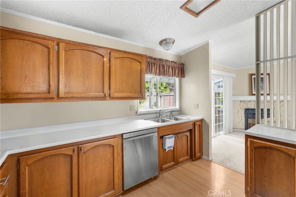 2148 Avenida Redondo