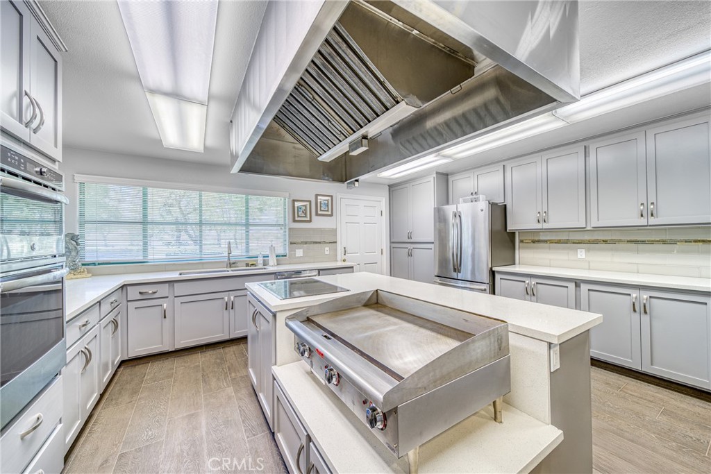 2148 Avenida Redondo