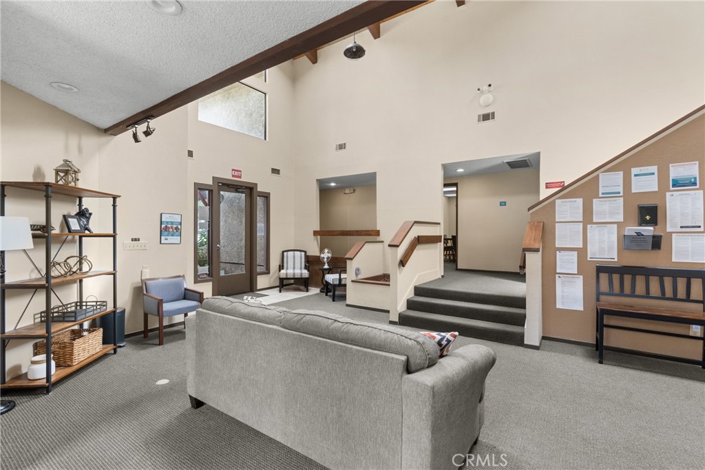 4450 El Camino Real
