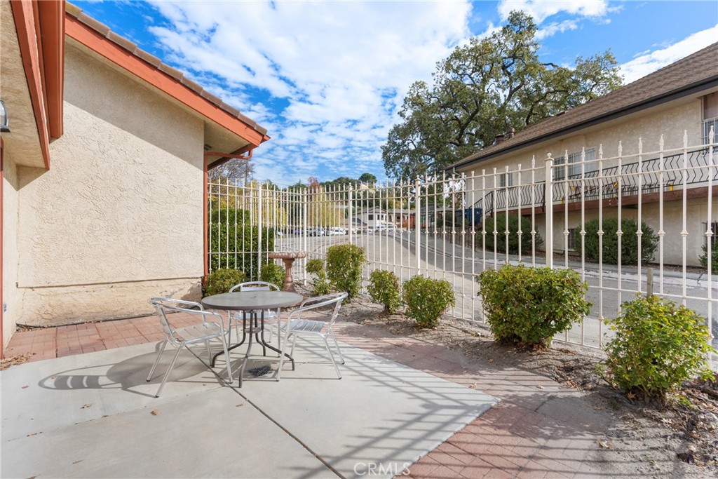 4450 El Camino Real