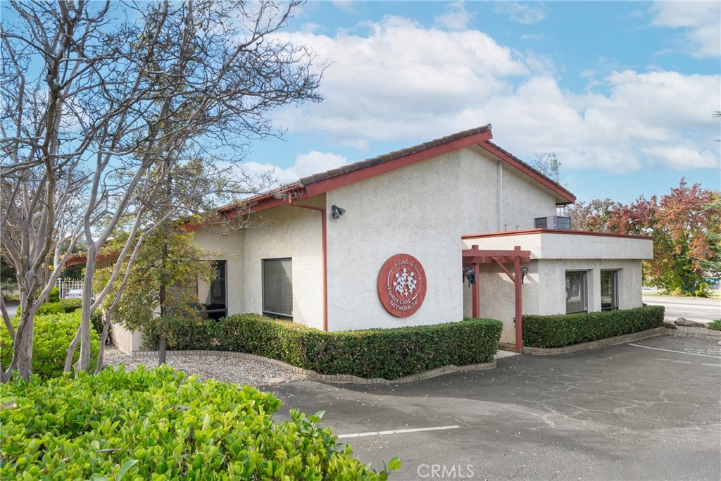 4450 El Camino Real