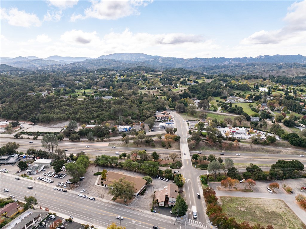 4450 El Camino Real