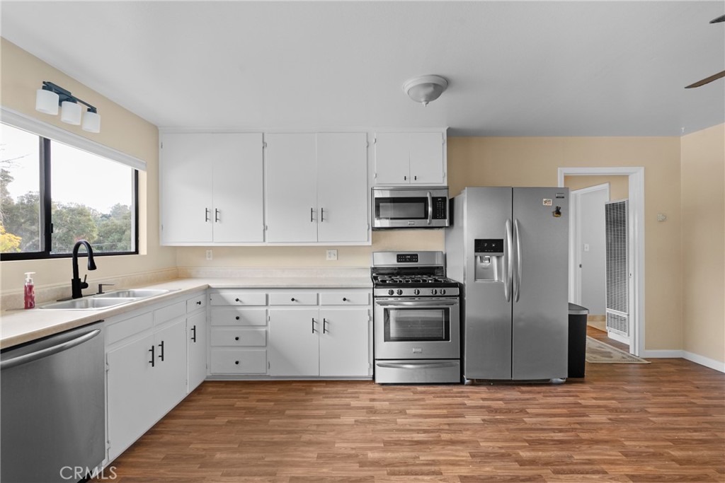 5190 & 5200 Palma Avenue