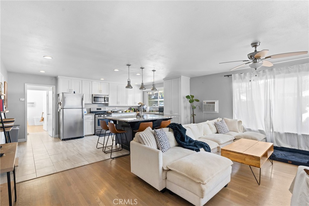 5190 & 5200 Palma Avenue