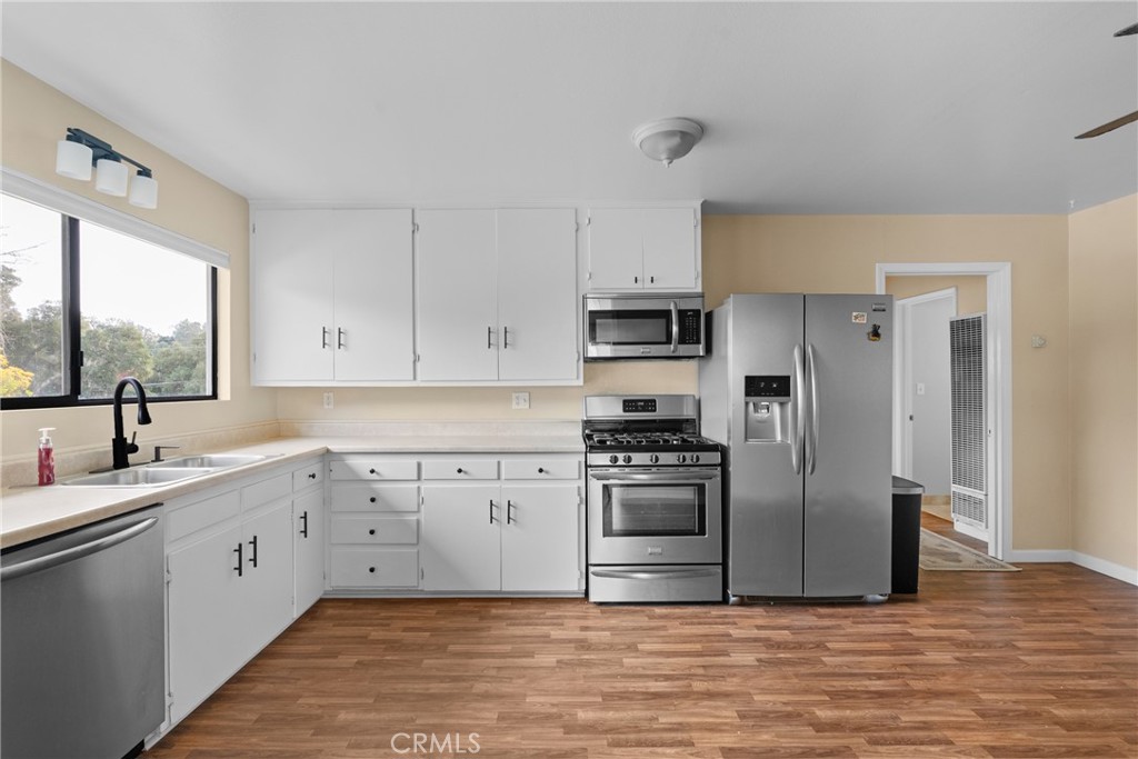 5190 & 5200 Palma Avenue