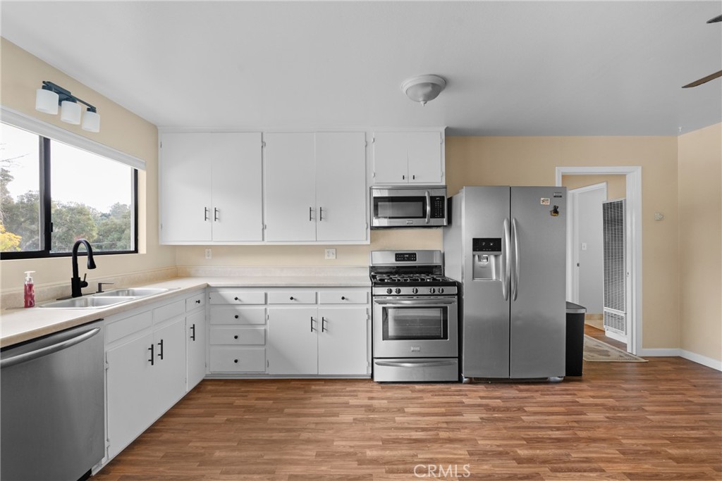 5190 & 5200 Palma Avenue