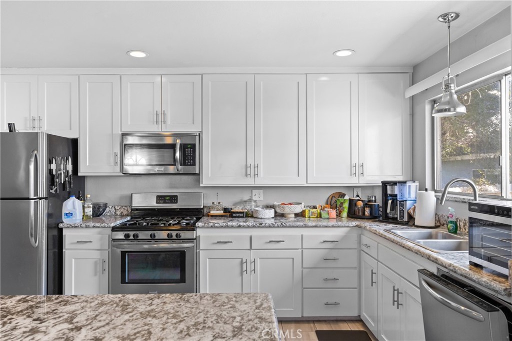 5190 & 5200 Palma Avenue