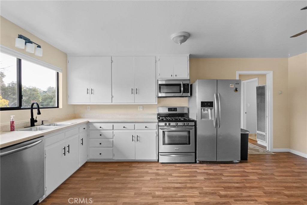 5190 & 5200 Palma Avenue