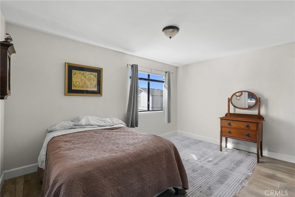 1797 Longbranch Avenue