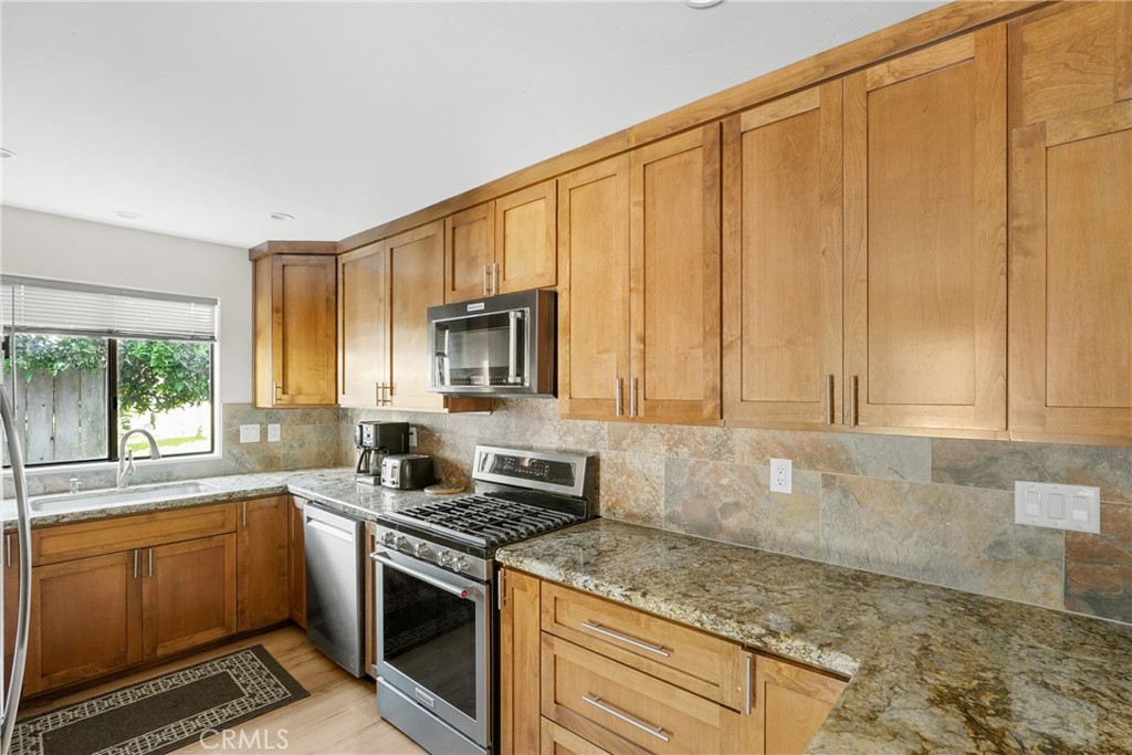 1797 Longbranch Avenue