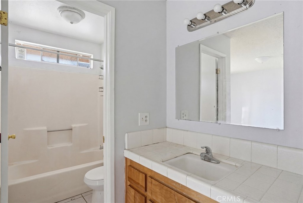 485 Degasparis Street