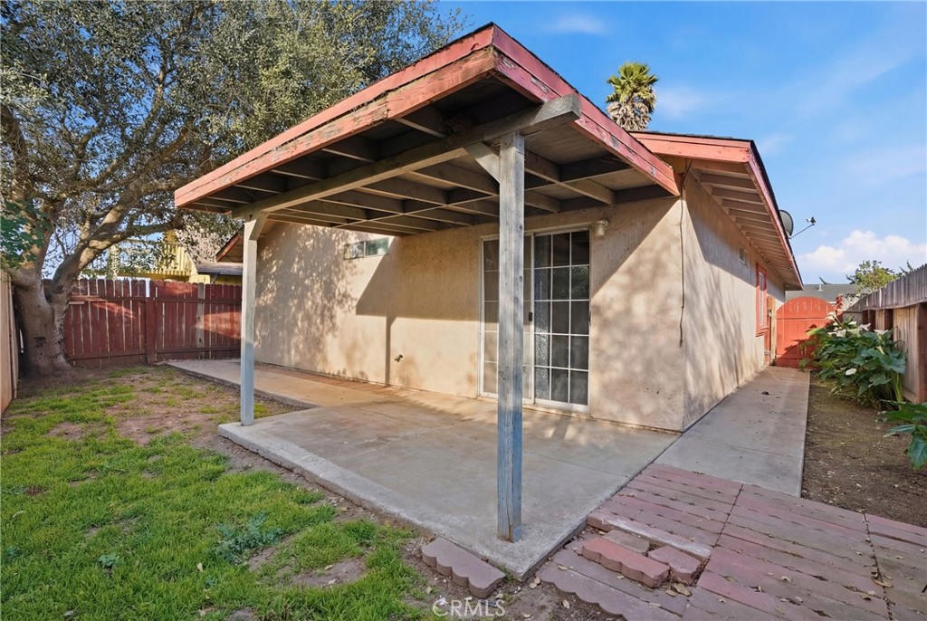 485 Degasparis Street