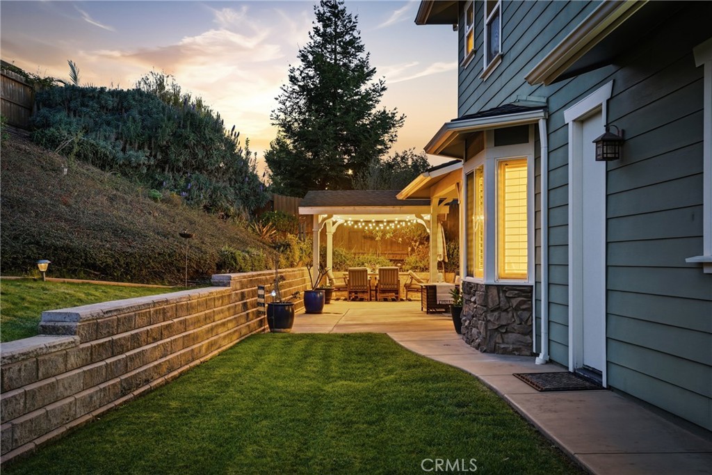 5726 Old Tisbury Lane