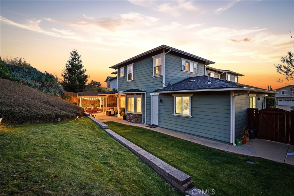 5726 Old Tisbury Lane