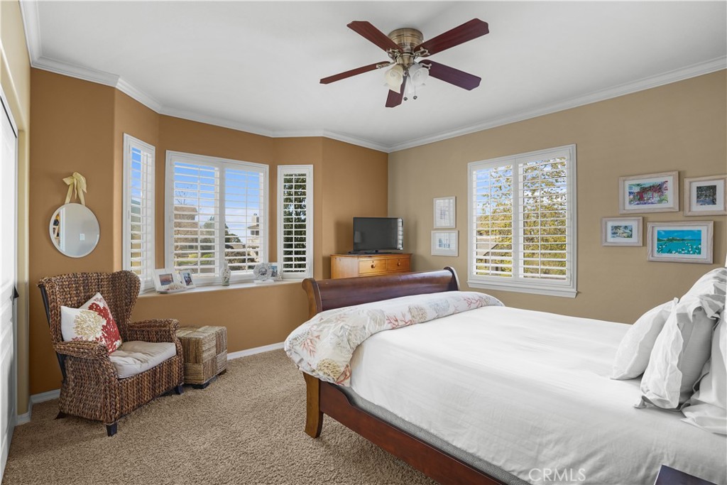 5726 Old Tisbury Lane