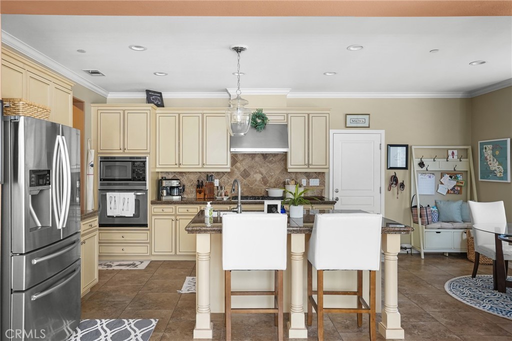 5726 Old Tisbury Lane
