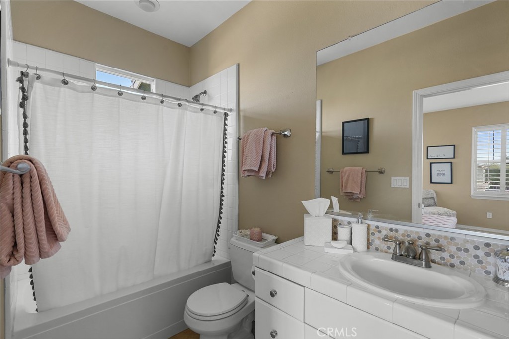 5726 Old Tisbury Lane