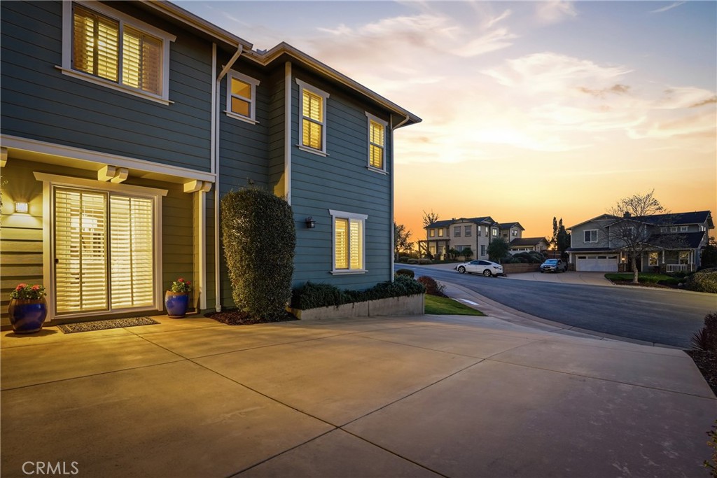 5726 Old Tisbury Lane