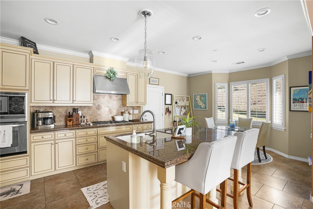 5726 Old Tisbury Lane