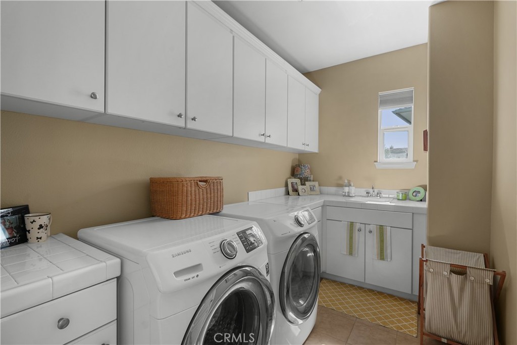 5726 Old Tisbury Lane