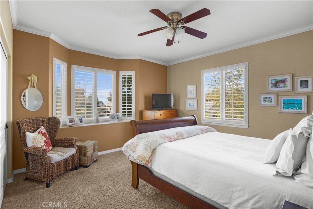 5726 Old Tisbury Lane