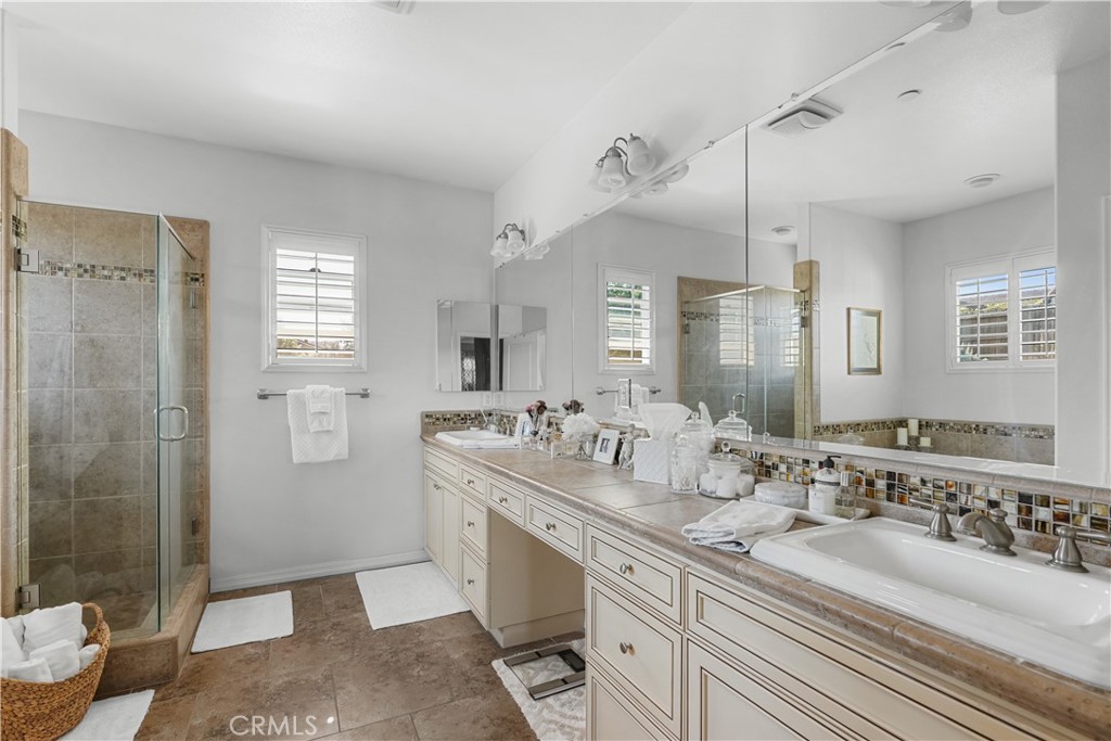 5726 Old Tisbury Lane