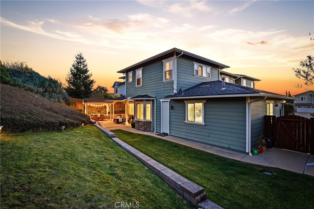 5726 Old Tisbury Lane