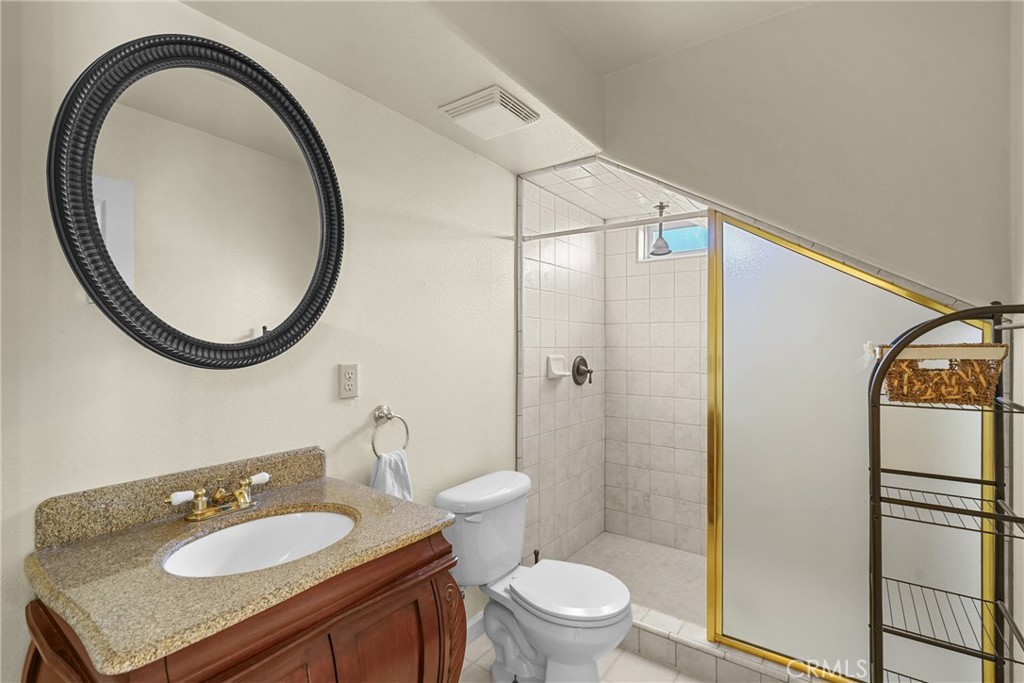 482 Yerba Buena Street