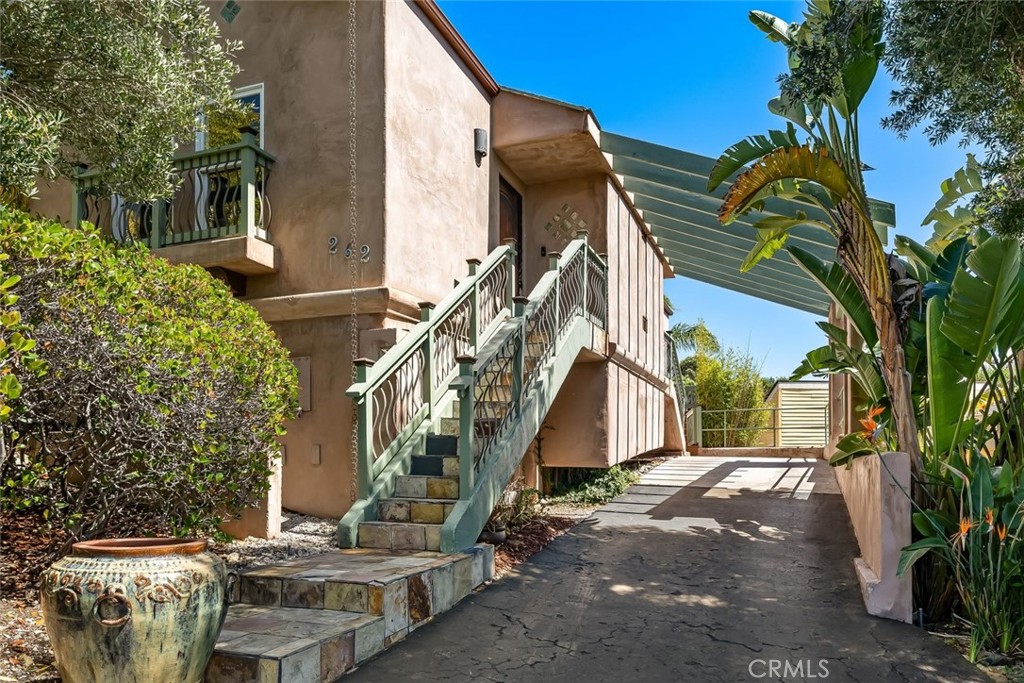 262 Loma Bonita 32