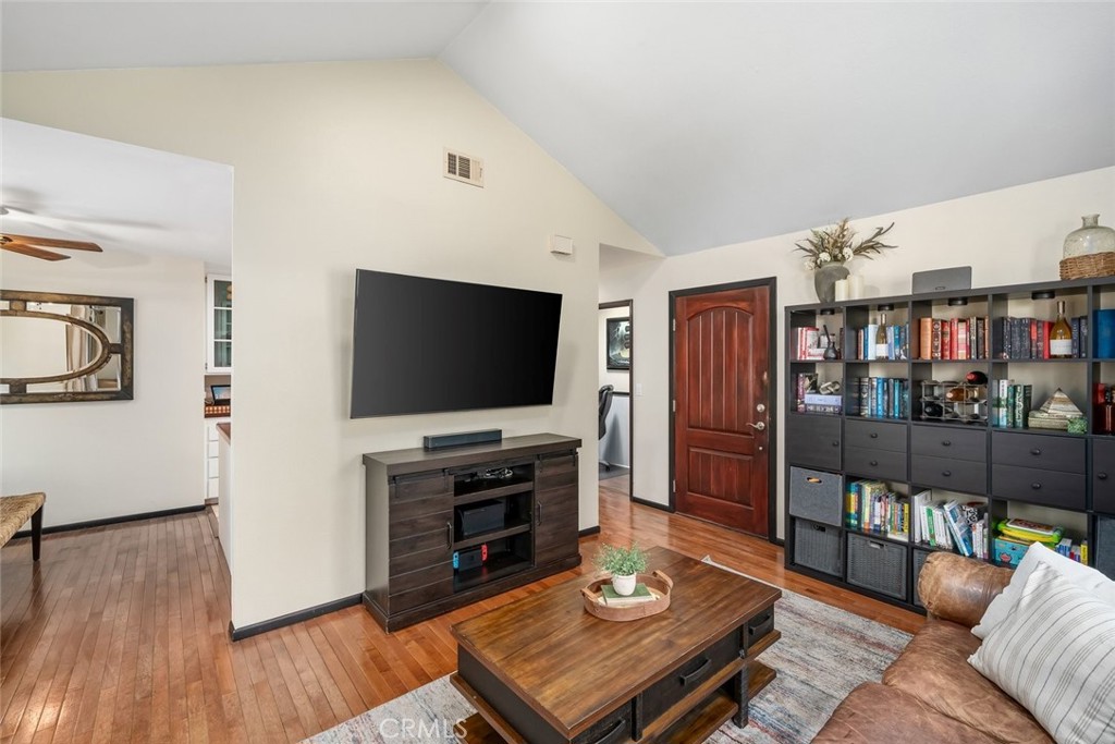 262 Loma Bonita 32