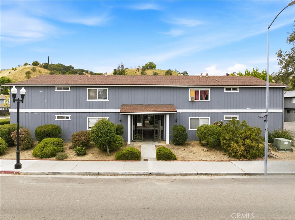 3411 Spring Street