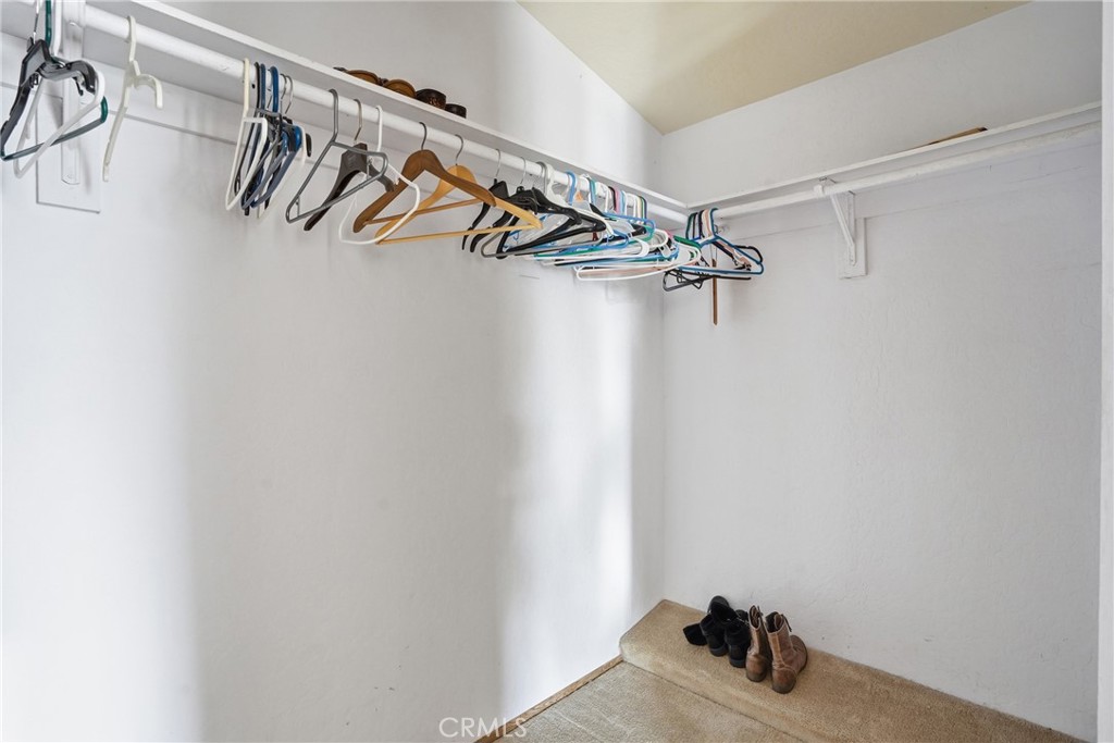 519 W Taylor Street 214