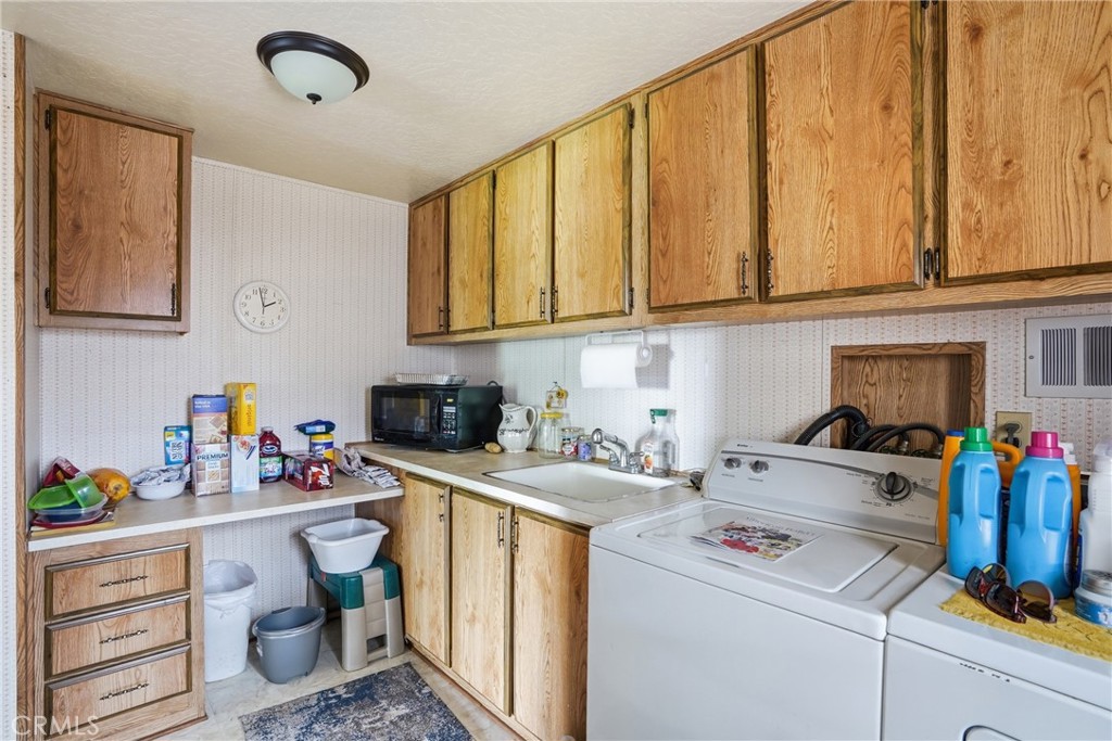 519 W Taylor Street 214