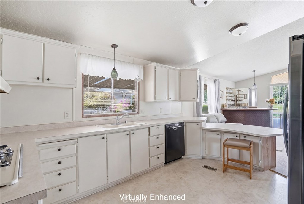 519 W Taylor Street 214