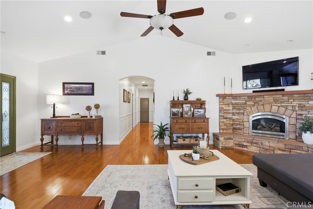 220 Cook Court